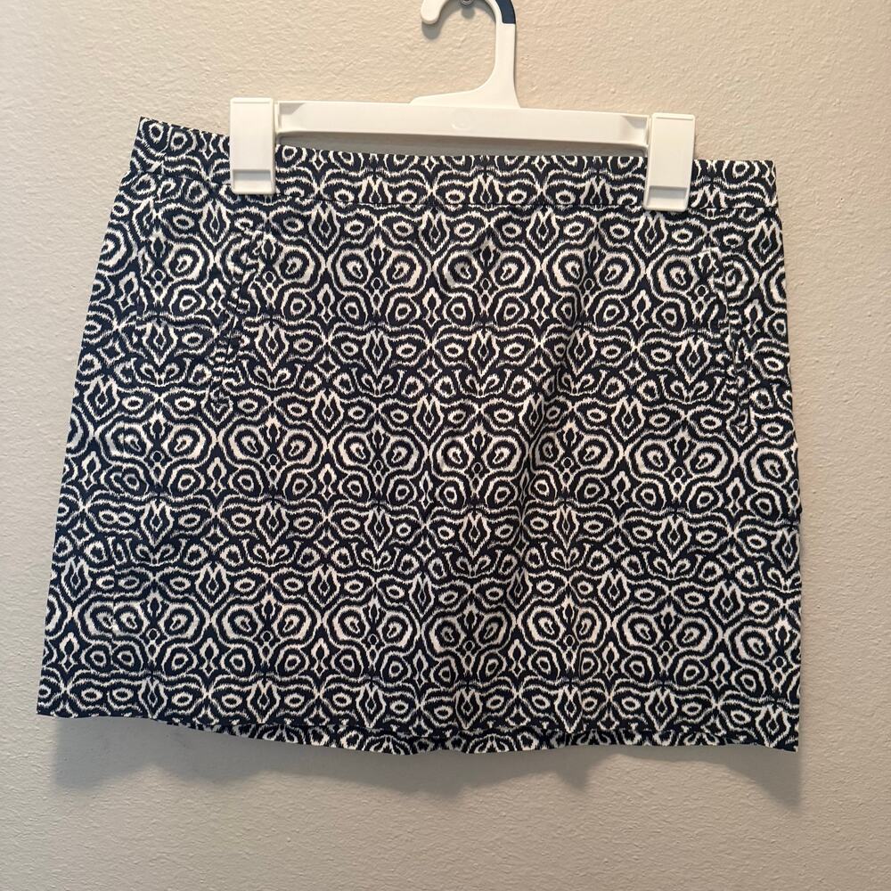 J.Crew Navy + Cream Geometric Print Cotton Mini Skirt 🤍💙
